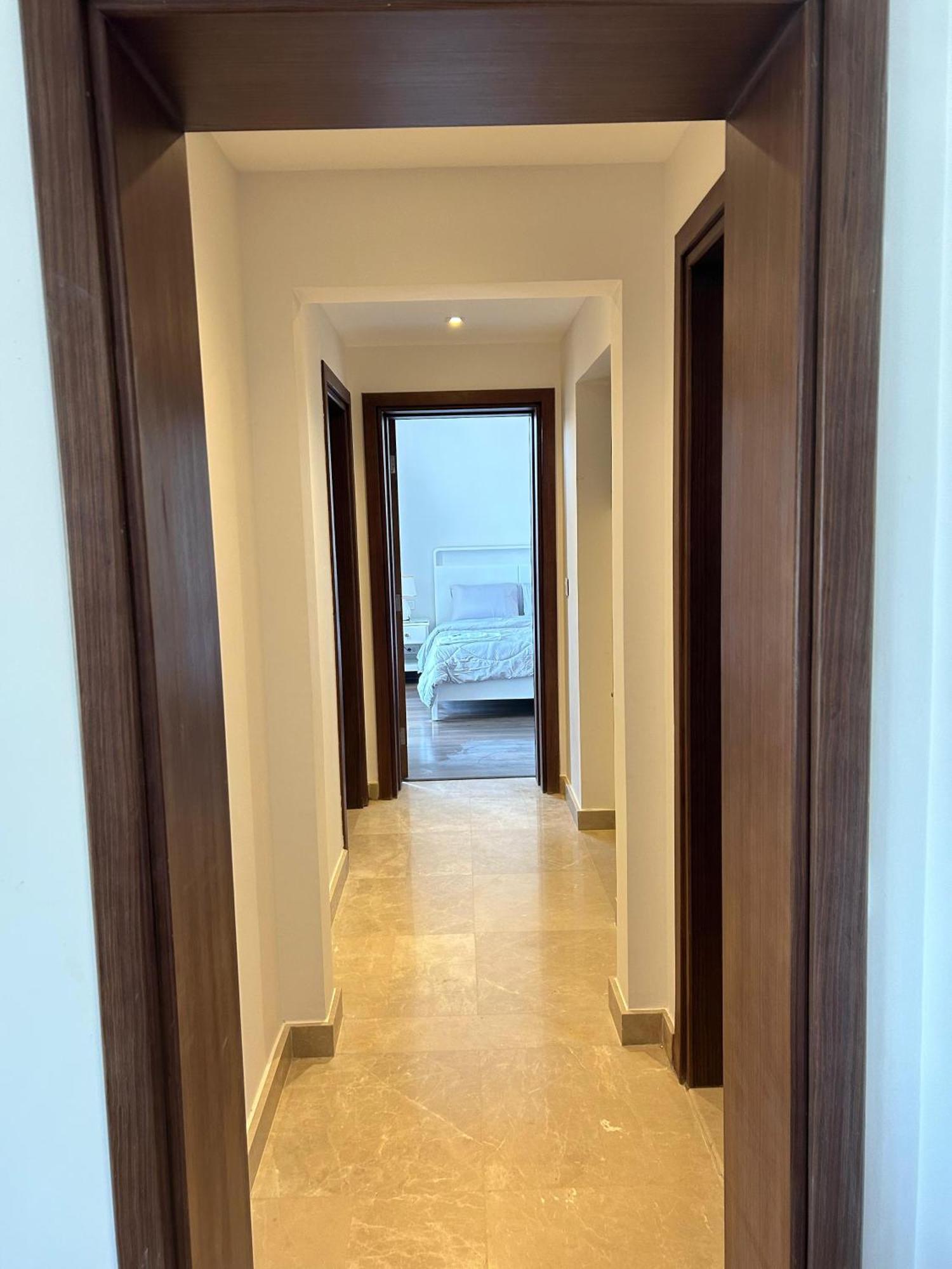 Apartamento Cfc Modern 2br, Walk To Cfc Mall El Cairo